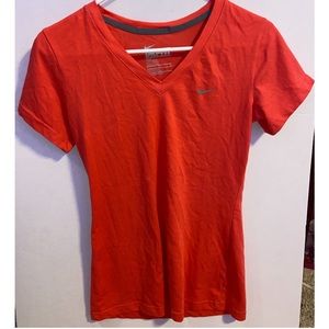 Red V-Neck | Nike